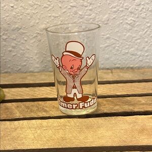 Elmer Fudd Character juice Glass Warner Brothers 1976